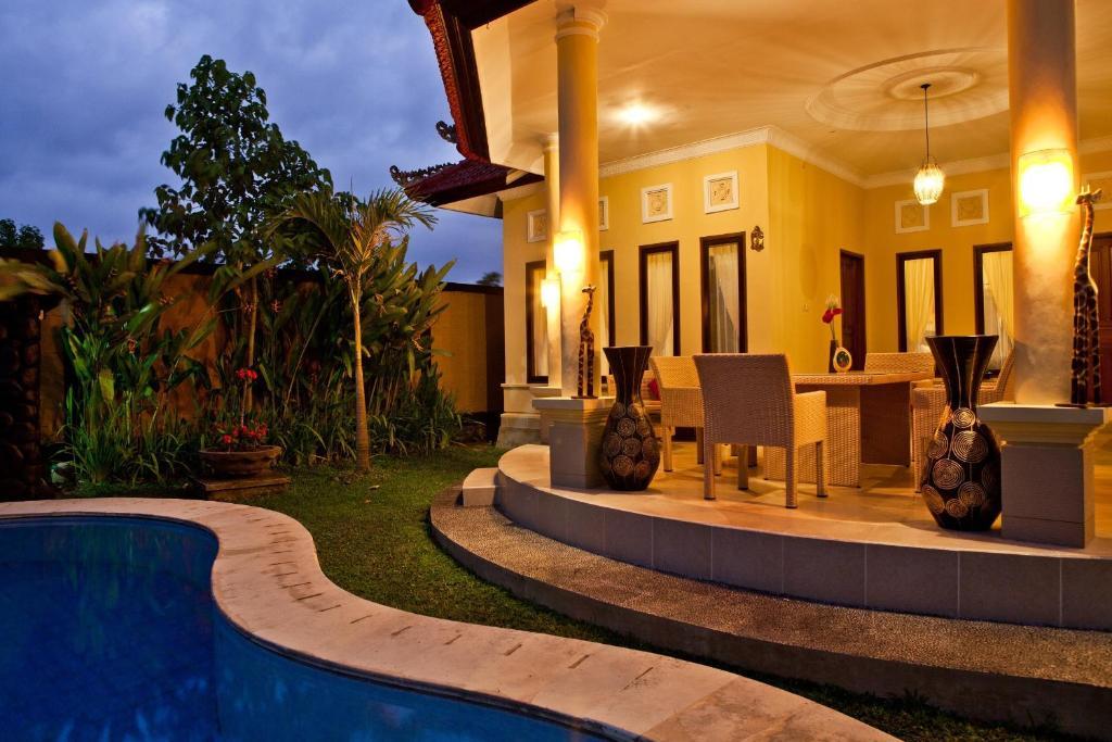 Bali Asih Villa Habitación foto